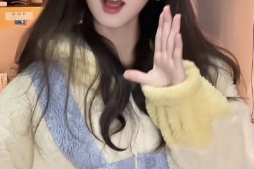 “吉隆坡版星耀樟宜” 美女网红一句话引全网炮轰：被暗指大马抄袭新加坡！